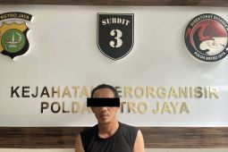 Polisi tangkap pria Depok simpan hampir setengah kilo ganja siap edar