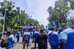 Pramono Anung Persilahkan Buruh untuk Berdemo Soal UMP di Jakarta