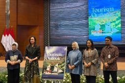 Kemenpar resmi meluncurkan buku "Indonesia Tourism Outlook 2025/2026"