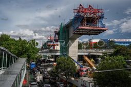 Proyek pembangunan LRT Jakarta Fase 1B sudah capai 80,57 persen