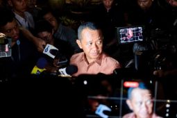 Tiang listrik diangkut Hercules: Begini upaya darurat ESDM pulihkan energi di Sumatera