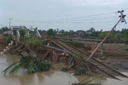 Sejumlah rel kereta di Aceh rusak akibat banjir