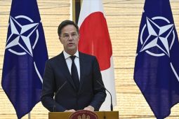 Sekjen NATO Pilih Diam Soal Ketegangan AS-Denmark Atas Greenland