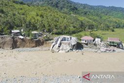 110 KK terisolasi di Nagan Raya: Jembatan putus diterjang banjir bandang