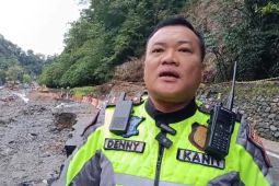 Jalan Lembah Anai diuji coba untuk roda dua pascabencana