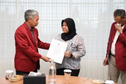 UPI bebaskan UKT hingga lulus untuk mahasiswi korban banjir di Sumatera
