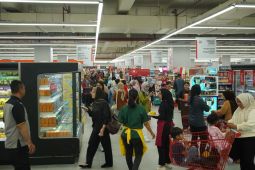 Lotte Mart Bintaro buka area kuliner halal dengan konsep open kitchen