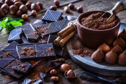 Cokelat hitam disebut punya kaitan dengan tubuh tetap awet muda