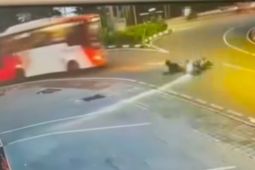 Pengendara motor tewas usai tertabrak bus di Jaksel