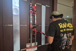 Ruang kerja Bupati Bekasi disegel KPK