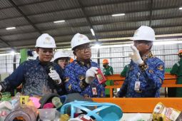 Pemprov DKI gandeng swasta hadirkan pusat daur ulang sampah plastik