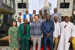 Pesepak bola Kamerun eks Liga Indonesia reuni di KBRI Yaounde