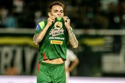 Gol telat Malik Risaldi selamatkan Persebaya dari kekalahan di GBT