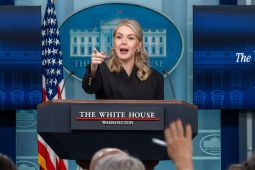 AS Tegaskan Akan Tetap Taat Hukum di Tengah Ketegangan dengan Iran