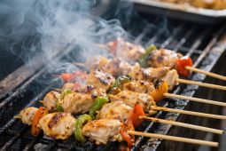 9 menu makanan yang pas untuk iringi malam tahun baru