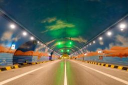 Terowongan tol terpanjang di dunia siap dibuka di Xinjiang, China