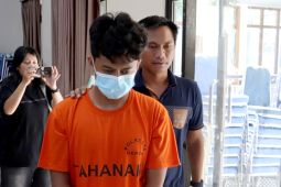 Pria yang ancam bom 10 sekolah di Depok resmi jadi tersangka