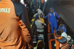 Malam Mencekam di Labuan Bajo: Kapal Wisata Tenggelam, SAR Selamatkan 7 Orang
