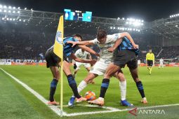 Fans Inter Milan Dilarang Hadiri Tiga Laga Tandang Setelah Insiden Suar
