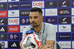 Carlos Pena: Persita Siap Tantang Persib di GBLA