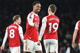 Arsenal Hajar Aston Villa 4-1