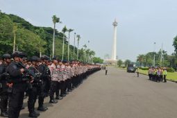 1.060 Personel Gabungan Amankan Aksi Buruh di Kawasan Monas