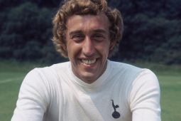 Legenda Tottenham Martin Chivers Meninggal Dunia di Usia 80 Tahun