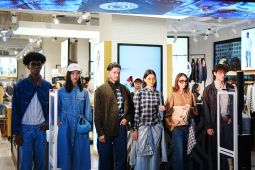 Tren Denim Tahun Ini Diprediksi Akan Bergeser dari Skinny ke Longgar