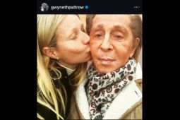 Gwyneth Paltrow Kenang Valentino Sebagai Sosok Legendaris Penuh Keindahan