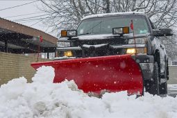 Kecelakaan Beruntun 100 Kendaraan Terjadi Karena Badai Salju di Michigan
