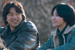 Gong Yoo dan Song Hye Kyo Bakal Adu Akting di Serial Netflix "Tantara"