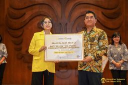 UI Berikan Beasiswa Dana Abadi Kepada 159 Mahasiswa