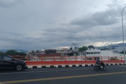 BMKG: Cuaca Selasa Didominasi Awan dan Hujan Ringan di Banyak Kota