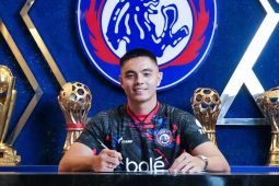 Arema Pinjam Gianluca Pandeynuwu dari Persis Solo