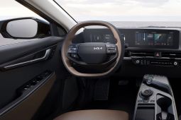 Kia Tetap Pakai Tombol Fisik di Mobil Generasi Baru