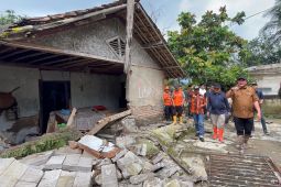 Tanah Bergerak dan Longsor Hantam Bogor, 77 KK Terdampak