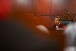 MK Tolak Gugatan soal Kepastian Hukum Pernikahan Beda Agama