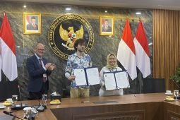 Indonesia Gandeng The Ocean Cleanup Buat Bersihin Sungai Pakai Interceptor