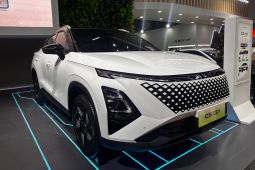 Chery Perkenalkan SUV Hybrid Baru C5 dengan Harga di Bawah Rp400 Juta