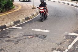53,81 Kilometer Jalan di Jaksel Rusak