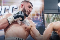 Vartan Arutyunyan Rebut Gelar Interim WBA Kelas Bridger Usai TKO Dramatis