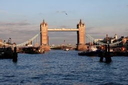 Inggris Ingatkan Kenaikan Tarif AS Jadi 15 Persen