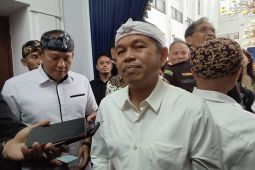 Dedi Mulyadi Longgarkan Aturan Bawa Motor ke Sekolah untuk Siswa Daerah Pelosok