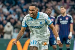 Aubameyang Bawa Marseille Kalahkan Lyon 3-2