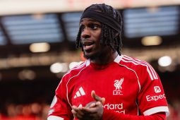 Arne Slot Senang Frimpong Semakin Bugar