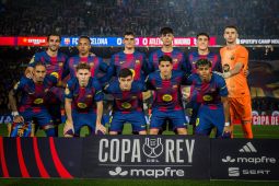 Hansi Flick Tetap Bangga Walau Barcelona Gagal ke Final Piala Raja