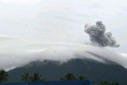 Gunung Ibu Erupsi Lagi, Badan Geologi Perluas Jarak Aman Sejauh 3,5 Km