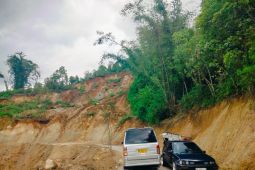 Pemudik Diminta Waspada saat di Jalur Rawan Longsor Lubuk Basung-Bukittinggi
