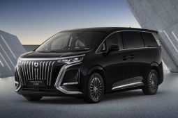 Denza D9 2026 Meluncur, Cas 5 Menit Bisa Jalan Lagi