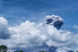 Gunung Dukono Kembali Erupsi, Abu Vulkanik Capai 1.400 Meter